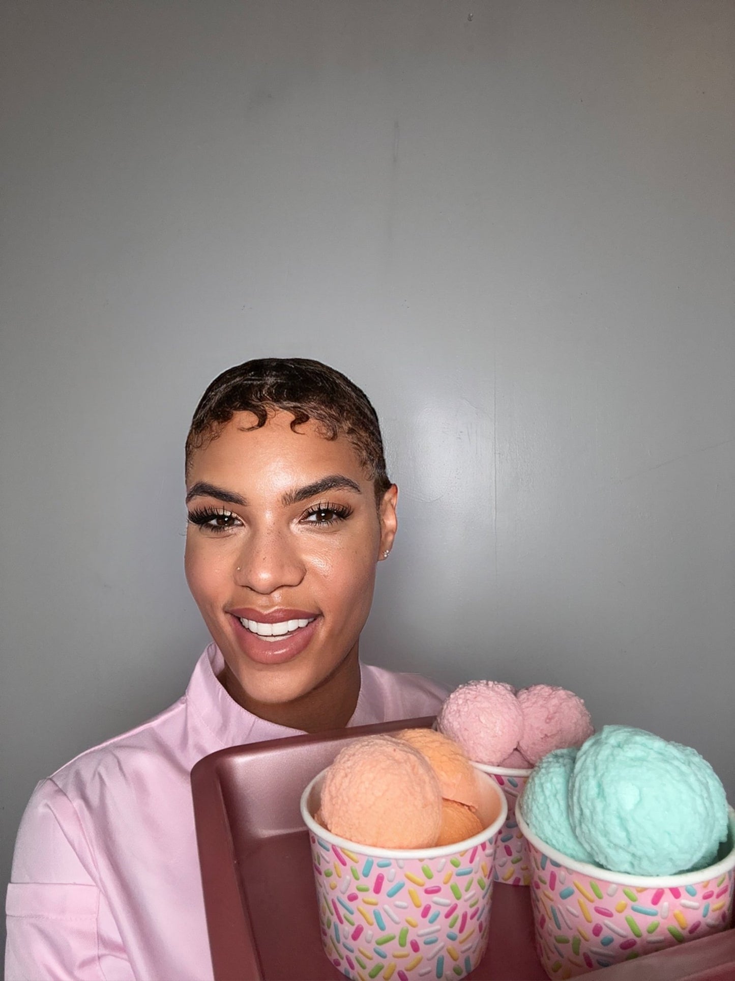 🍦🍓🍨 Scoops of Joy : Strawberry & Vanilla Mini Soaps 6pk - Soft Girl Era