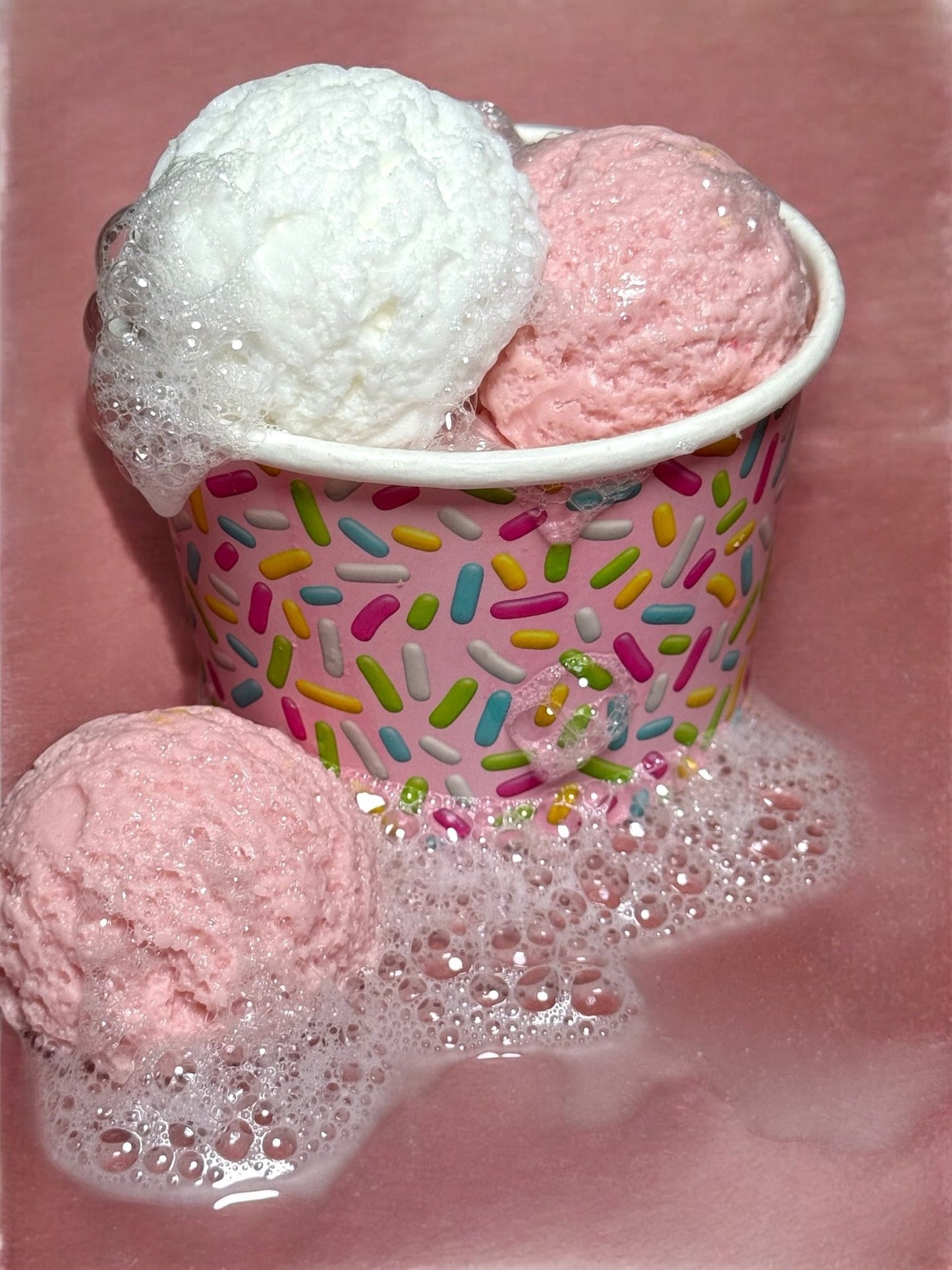 🍦🍓🍨 Scoops of Joy : Strawberry & Vanilla Mini Soaps 6pk - Soft Girl Era